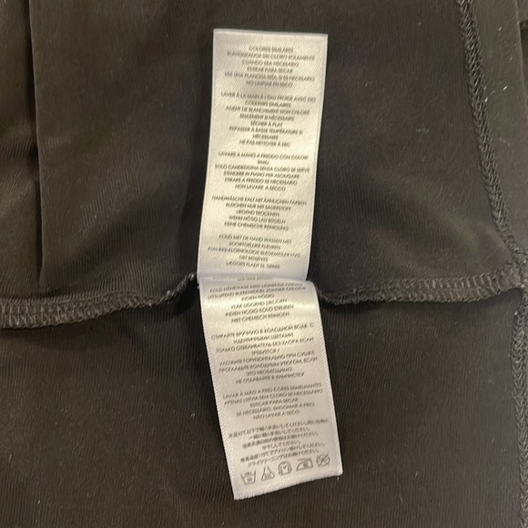 Michael Kors Black Top Size M - Picture 9 of 9